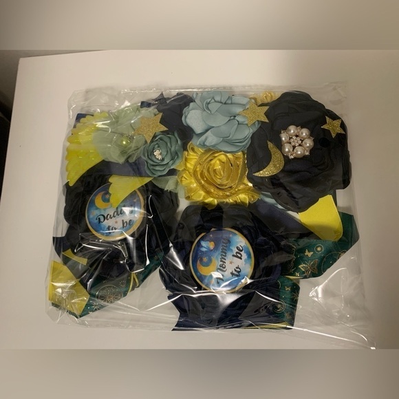 Celestial Mom and Dad To Be Maternity Sash and Corsage Set - Picture 4 of 9